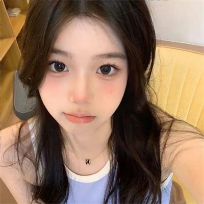 孔雀圣使请动心